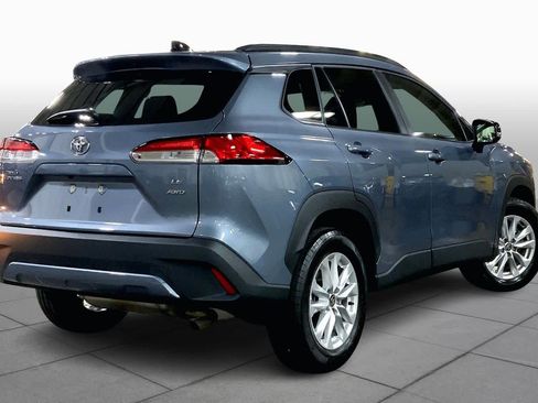 Used 2025 Toyota Corolla Cross LE image 13