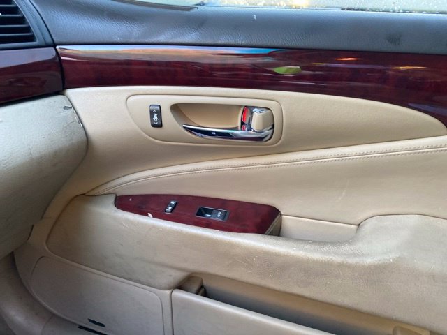 Used 2008 Lexus LS 460 RWD image 27