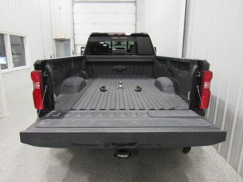 Used 2020 Chevrolet Silverado 3500 LTZ w/ LTZ Plus Package image 16