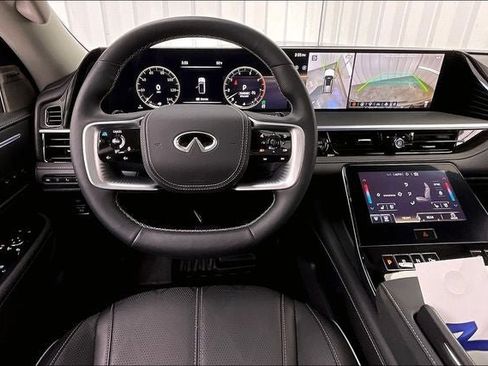 Certified 2025 INFINITI QX80 Sensory AWD/4WD image 5