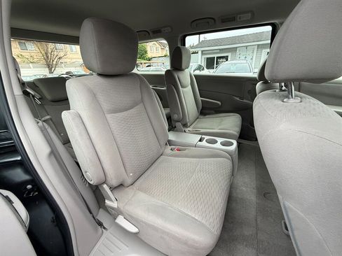Used 2016 Nissan Quest S image 22