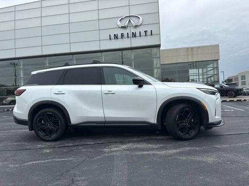 Certified 2026 INFINITI QX60 Sport w/ Dark Cargo Package AWD/4WD image 6