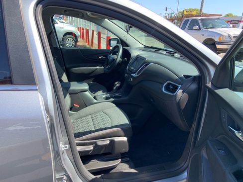 Used 2024 Chevrolet Equinox LT w/ Driver Convenience Package AWD/4WD image 8