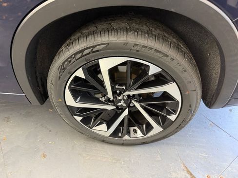 Used 2023 Mitsubishi Outlander SEL AWD/4WD image 36