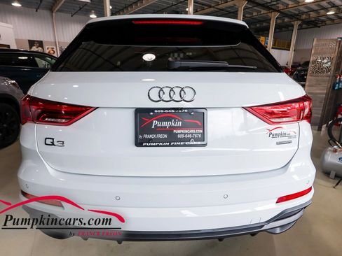 Used 2023 Audi Q3 2.0T Premium Plus AWD/4WD image 11