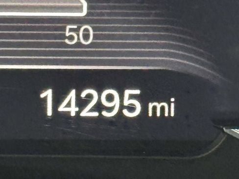 Used 2024 Genesis G80 2.5T w/ Advanced Package image 37