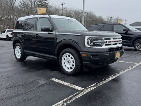 Used 2023 Ford Bronco Sport Heritage image 1