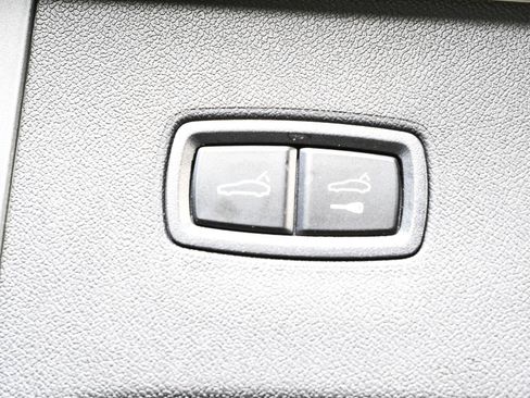 New 2026 Porsche Cayenne AWD/4WD image 32