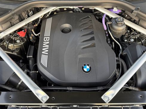 Certified 2024 BMW X5 xDrive40i w/ Premium Package image 36
