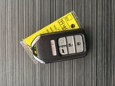 Used 2019 Honda Pilot Touring image 37