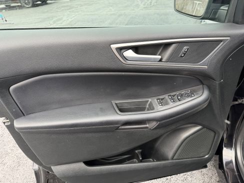 Certified 2023 Ford Edge SEL w/ Convenience Package image 17