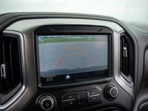 Used 2019 Chevrolet Silverado 1500 LT Trail Boss AWD/4WD image 24
