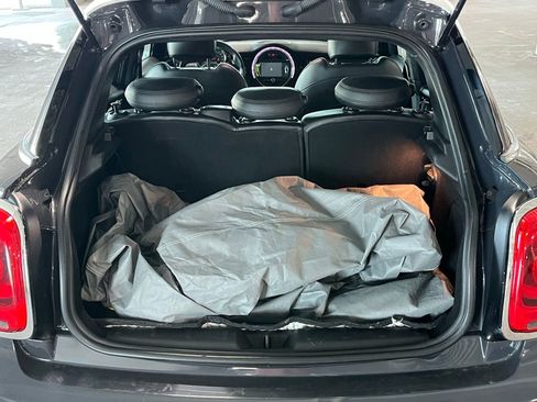 Used 2017 MINI Cooper S image 10