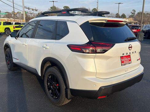 New 2026 Nissan Rogue SV image 7