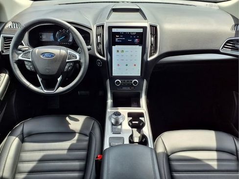 Used 2023 Ford Edge SEL w/ Convenience Package AWD/4WD image 16