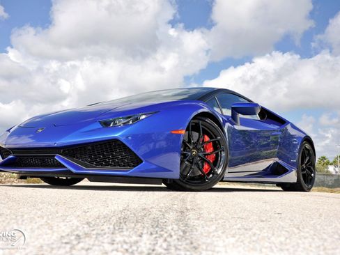 Used 2015 Lamborghini Huracan LP 610-4 AWD/4WD image 40
