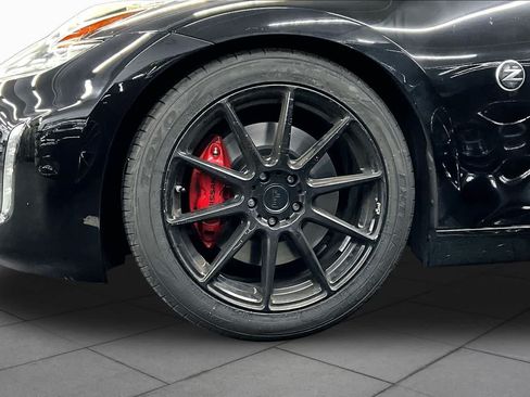 Used 2018 Nissan 370Z Touring Sport RWD image 10