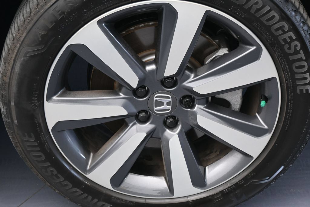 Used 2025 Honda Pilot Touring image 51