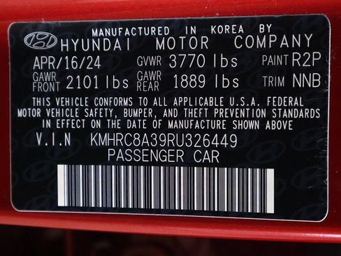 Certified 2024 Hyundai Venue SEL FWD image 39