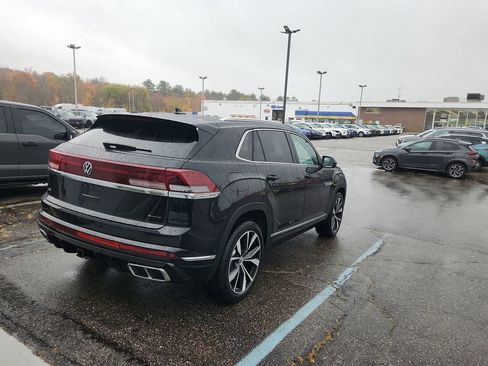 New 2026 Volkswagen Atlas Cross Sport SEL Premium R-Line AWD/4WD image 7