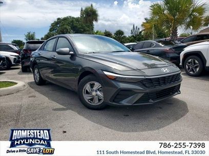 Used 2025 Hyundai Elantra SE