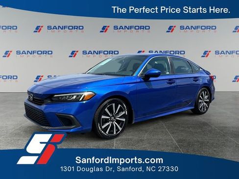 Used 2023 Honda Civic EX image 1