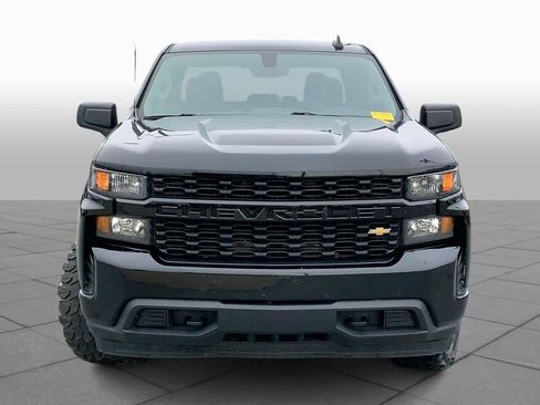 Used 2022 Chevrolet Silverado 1500 Custom image 3