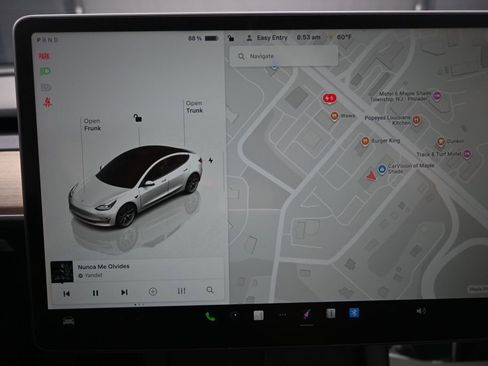 Used 2022 Tesla Model 3 Long Range AWD/4WD image 14