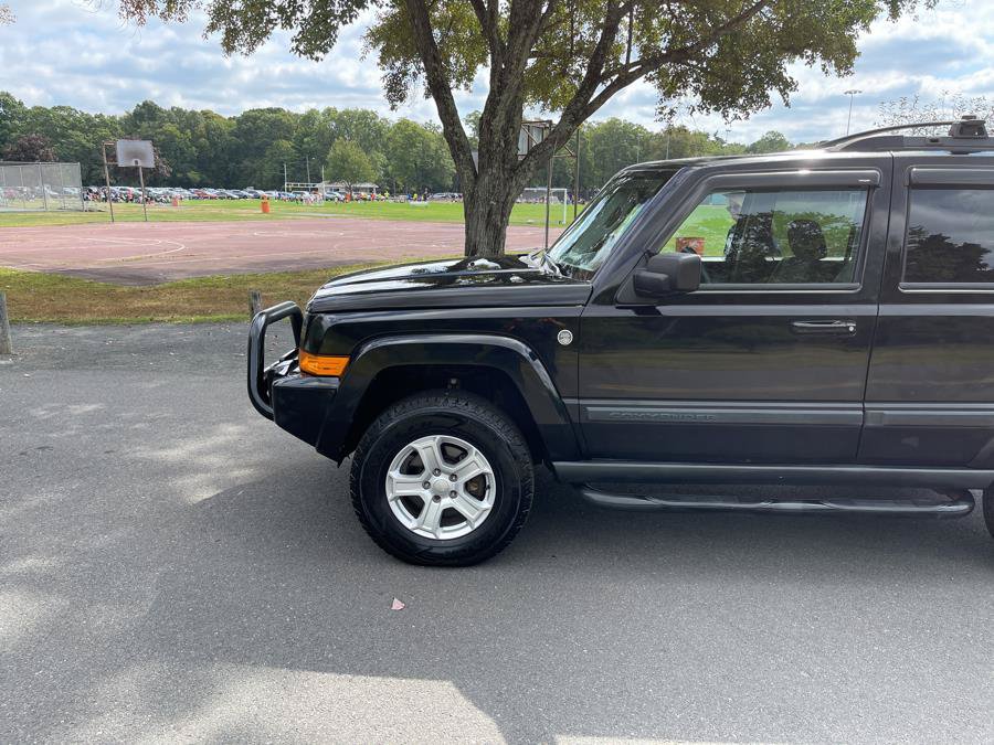 Used 2007 Jeep Commander Sport AWD/4WD image 19