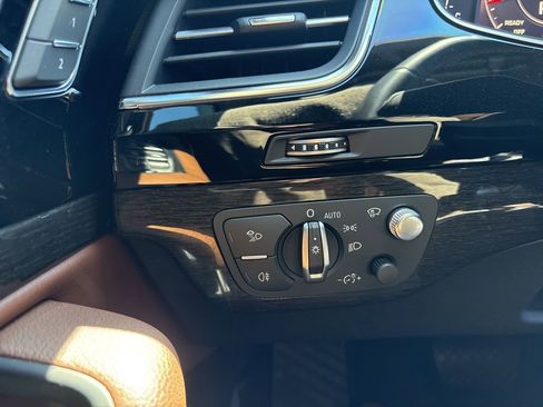 Used 2019 Audi Q7 3.0T Prestige w/ Prestige Package image 10