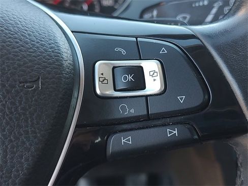 Used 2015 Volkswagen Golf SEL image 19