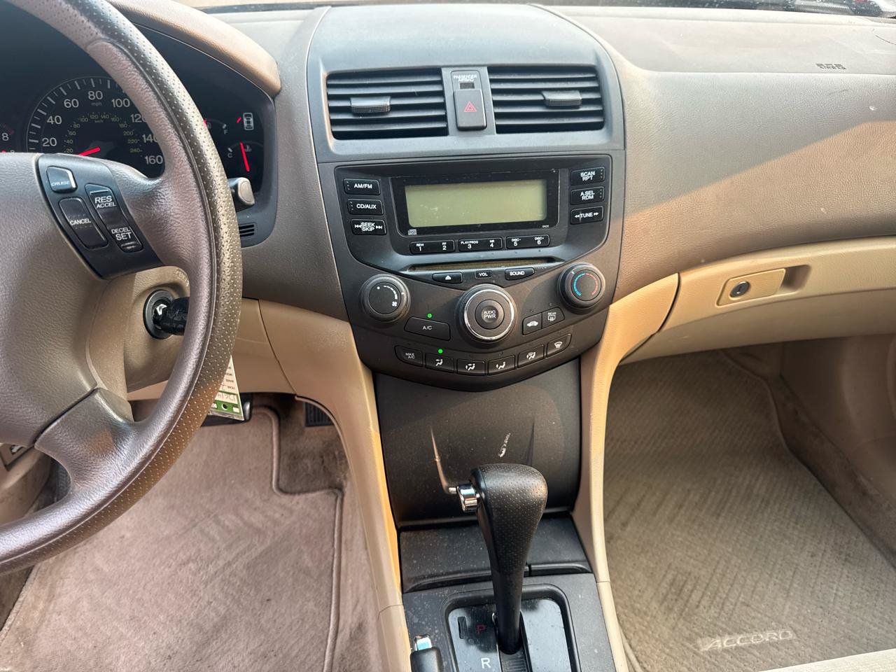 Used 2004 Honda Accord LX image 10