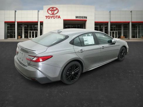 New 2026 Toyota Camry SE image 22