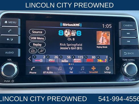 Used 2021 Nissan Versa SV image 17