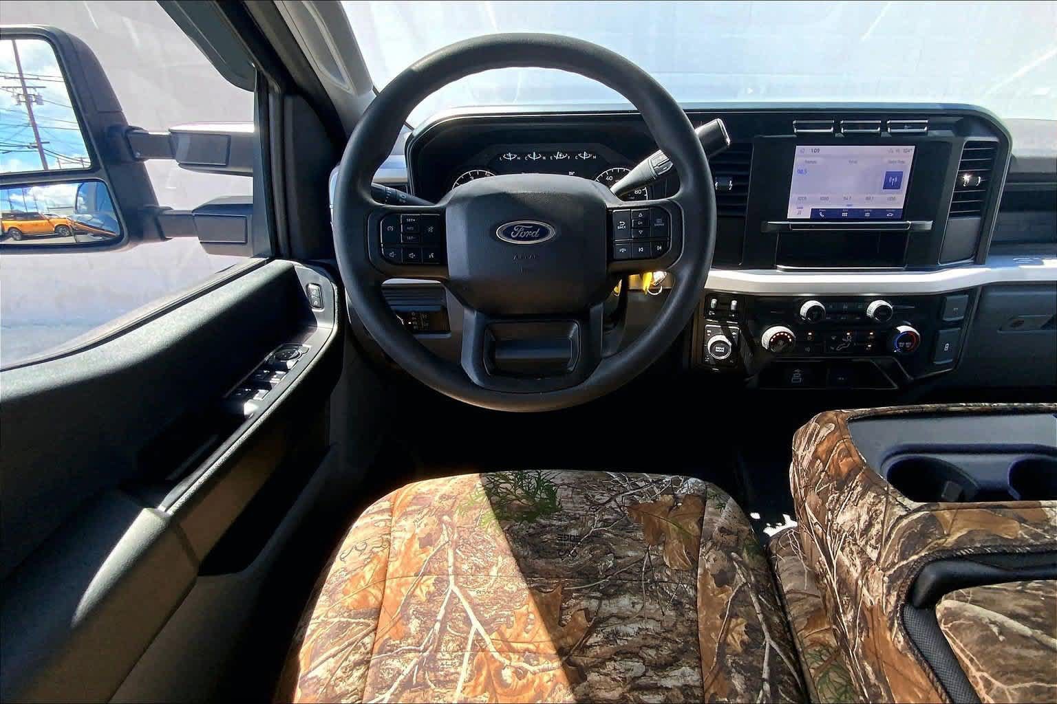 Used 2024 Ford F250 XL w/ XL Off-Road Package AWD/4WD image 14