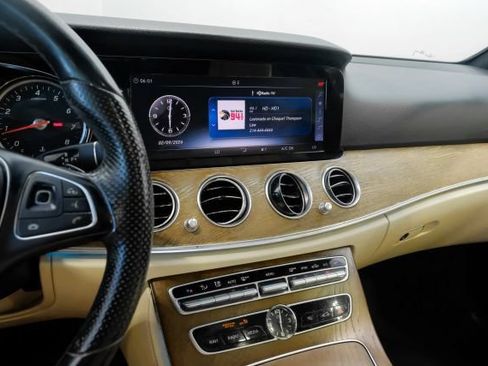 Used 2018 Mercedes-Benz E 300 image 29