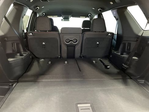 New 2025 Honda Pilot Sport image 27