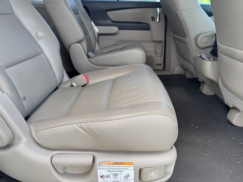 Used 2015 Honda Odyssey EX-L image 12