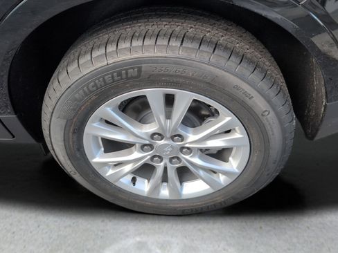 New 2025 Cadillac XT5 Luxury image 27