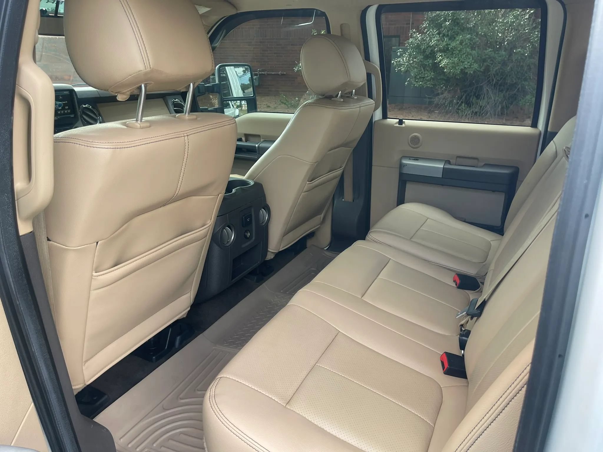 Used 2016 Ford F350 Lariat w/ Lariat Ultimate Package AWD/4WD image 13
