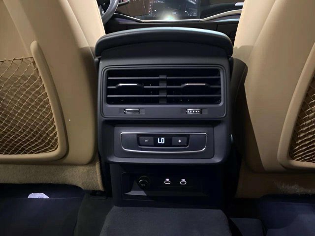 Used 2023 Audi Q7 2.0T Premium w/ Convenience Package AWD/4WD image 71