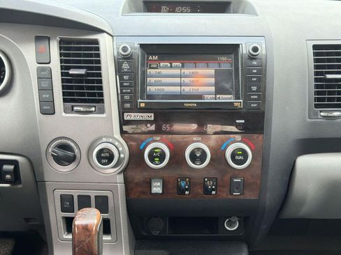 Used 2011 Toyota Tundra Limited w/ Platinum Pkg AWD/4WD image 26