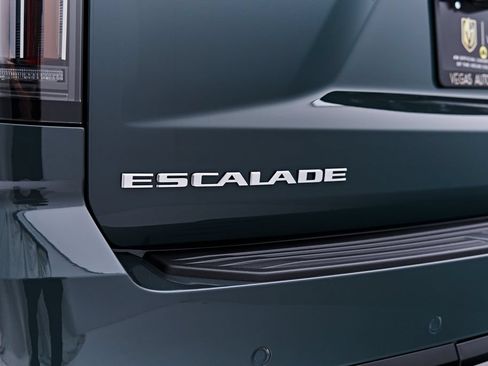 Used 2026 Cadillac Escalade V AWD/4WD image 25