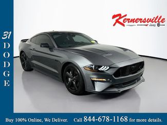 Used 2022 Ford Mustang GT Premium w/ Equipment Group 401A RWD video 1