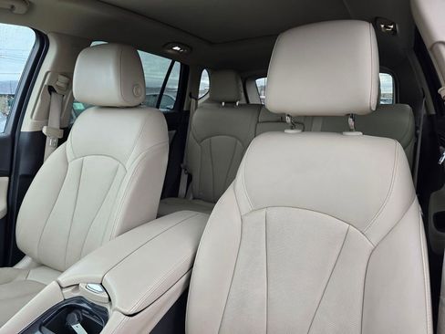 Used 2016 Buick Envision Premium AWD/4WD image 24