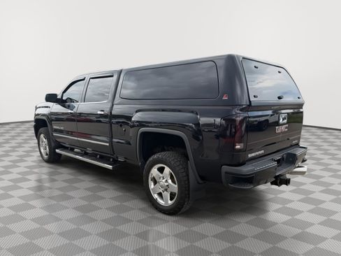 Used 2015 GMC Sierra 2500 Denali w/ Duramax Plus Package AWD/4WD image 5