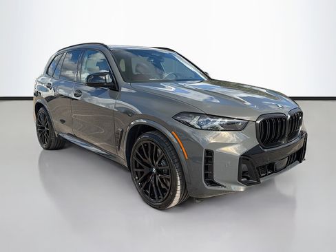 New 2026 BMW X5 M60i image 1
