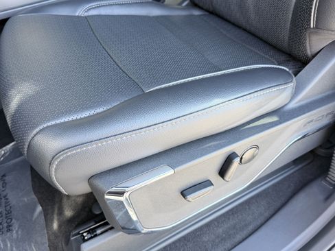 Used 2024 Ford F150 Lariat w/ FX4 Off-Road Package image 15