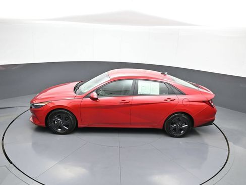 Certified 2023 Hyundai Elantra SEL FWD image 40