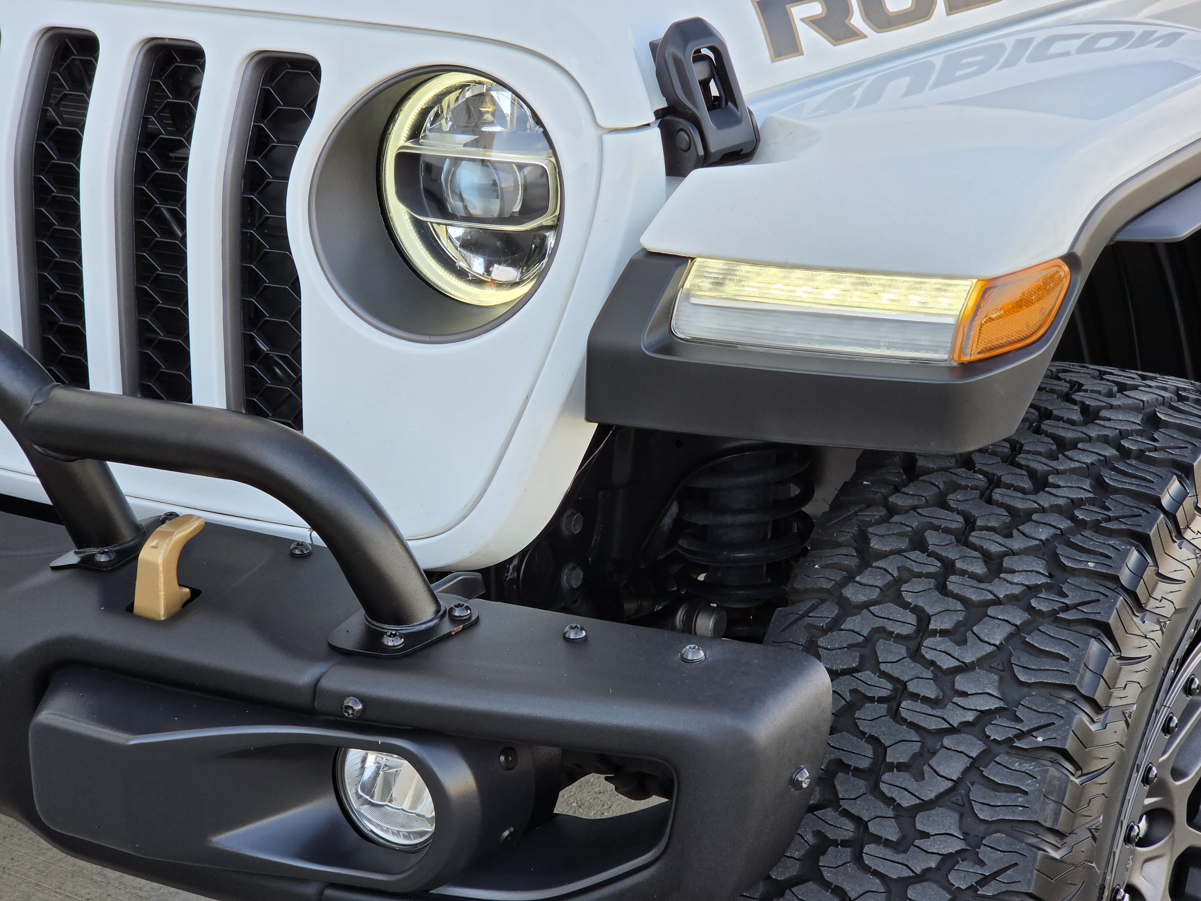 Used 2022 Jeep Wrangler Unlimited Rubicon w/ Xtreme Recon 35" Tire Package AWD/4WD image 10